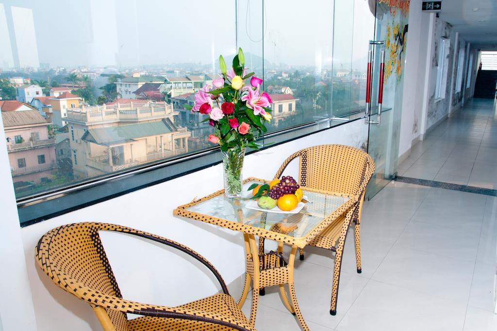 Golden Lotus Hotel Хуе Екстериор снимка