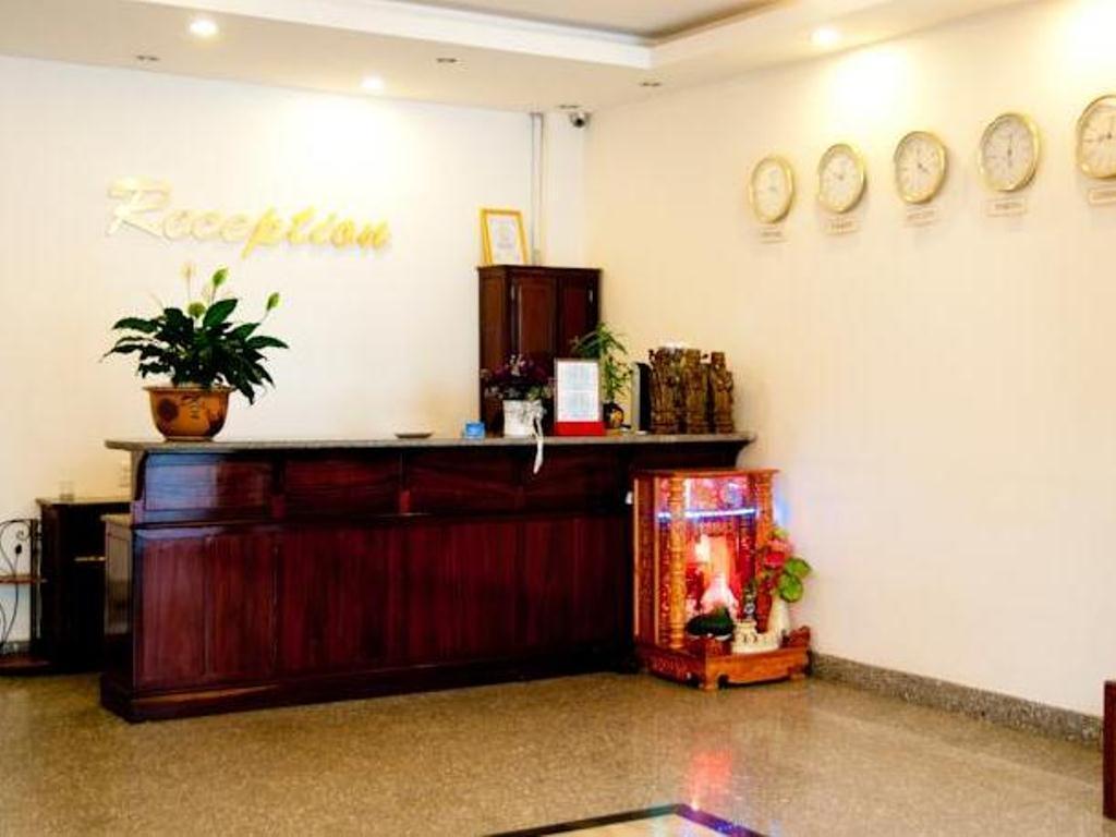 Golden Lotus Hotel Хуе Екстериор снимка