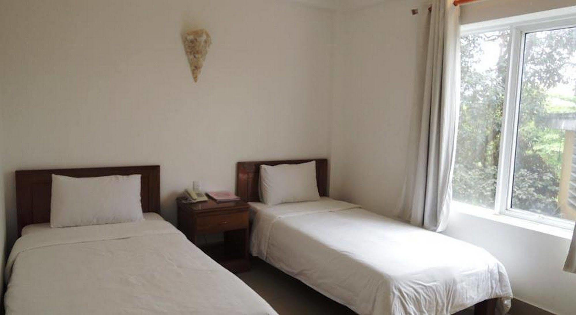 Golden Lotus Hotel Хуе Екстериор снимка