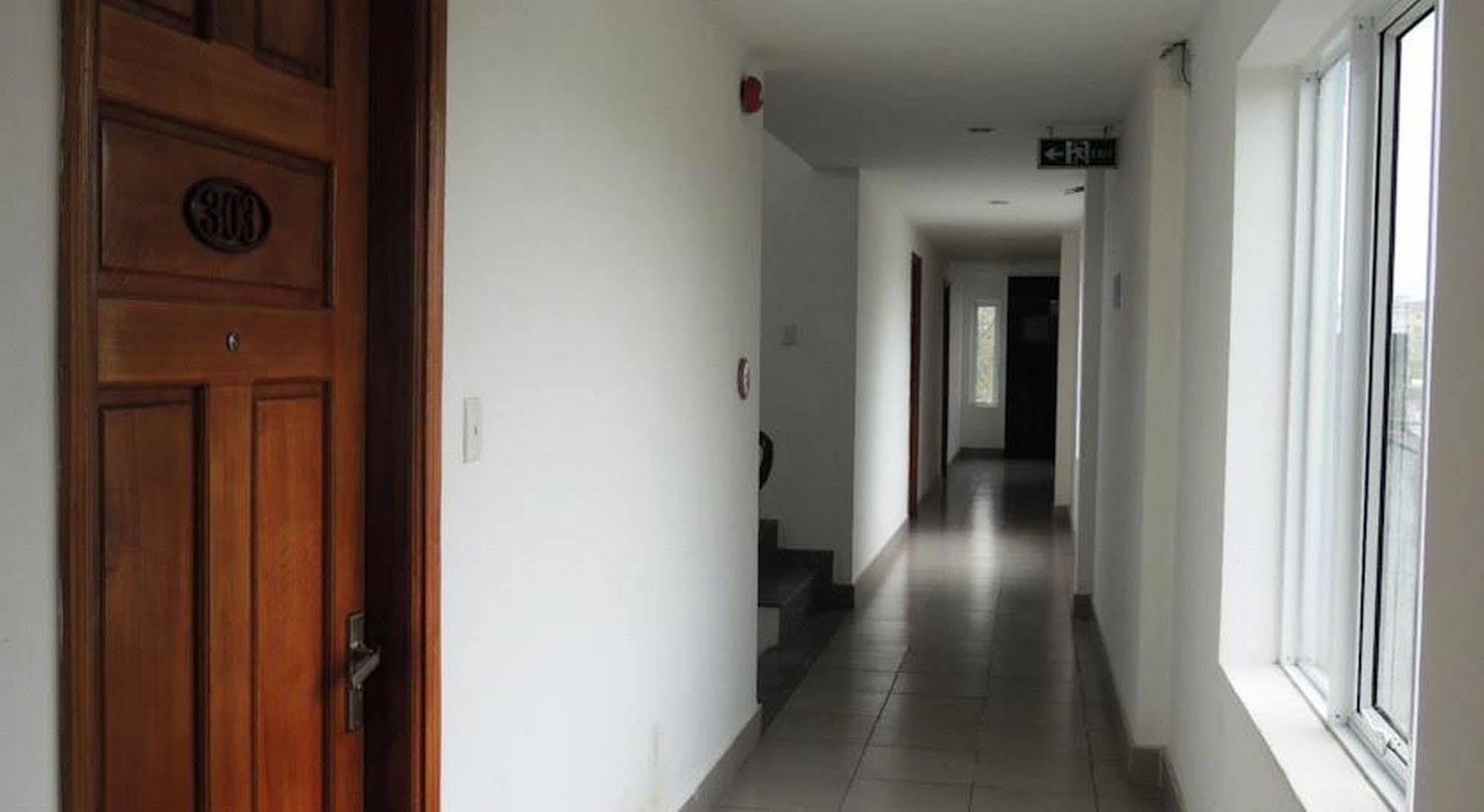 Golden Lotus Hotel Хуе Екстериор снимка